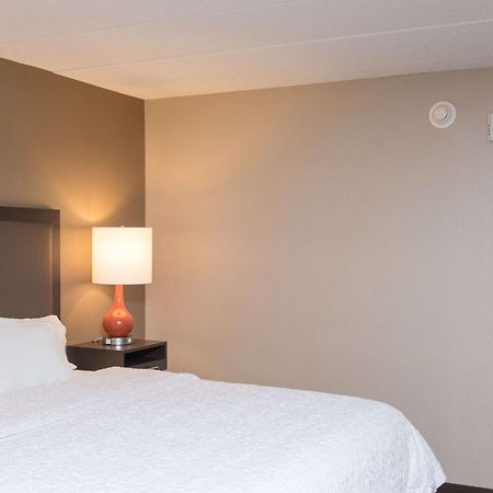 אדינבורו Hampton Inn Columbus/Taylorsville מראה חיצוני תמונה