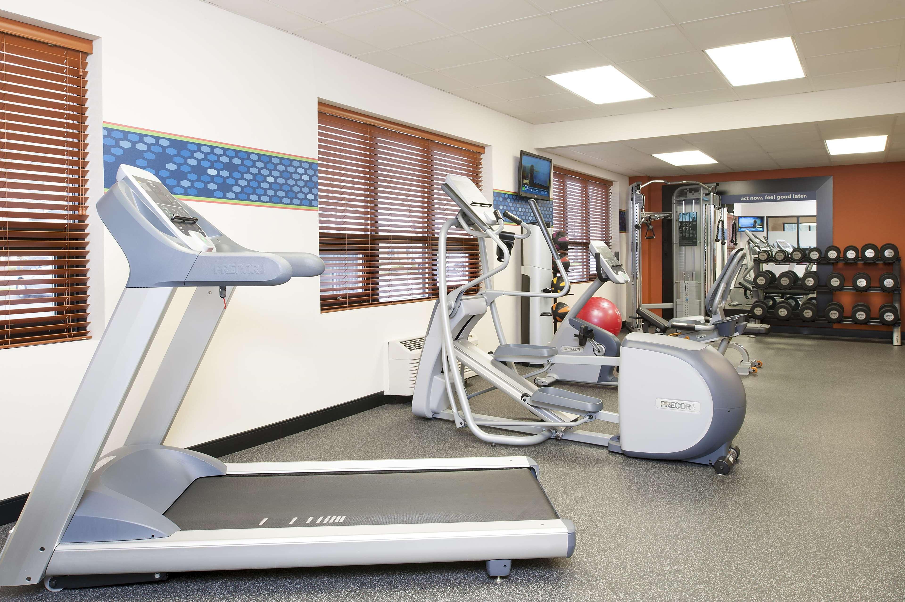 אדינבורו Hampton Inn Columbus/Taylorsville מראה חיצוני תמונה