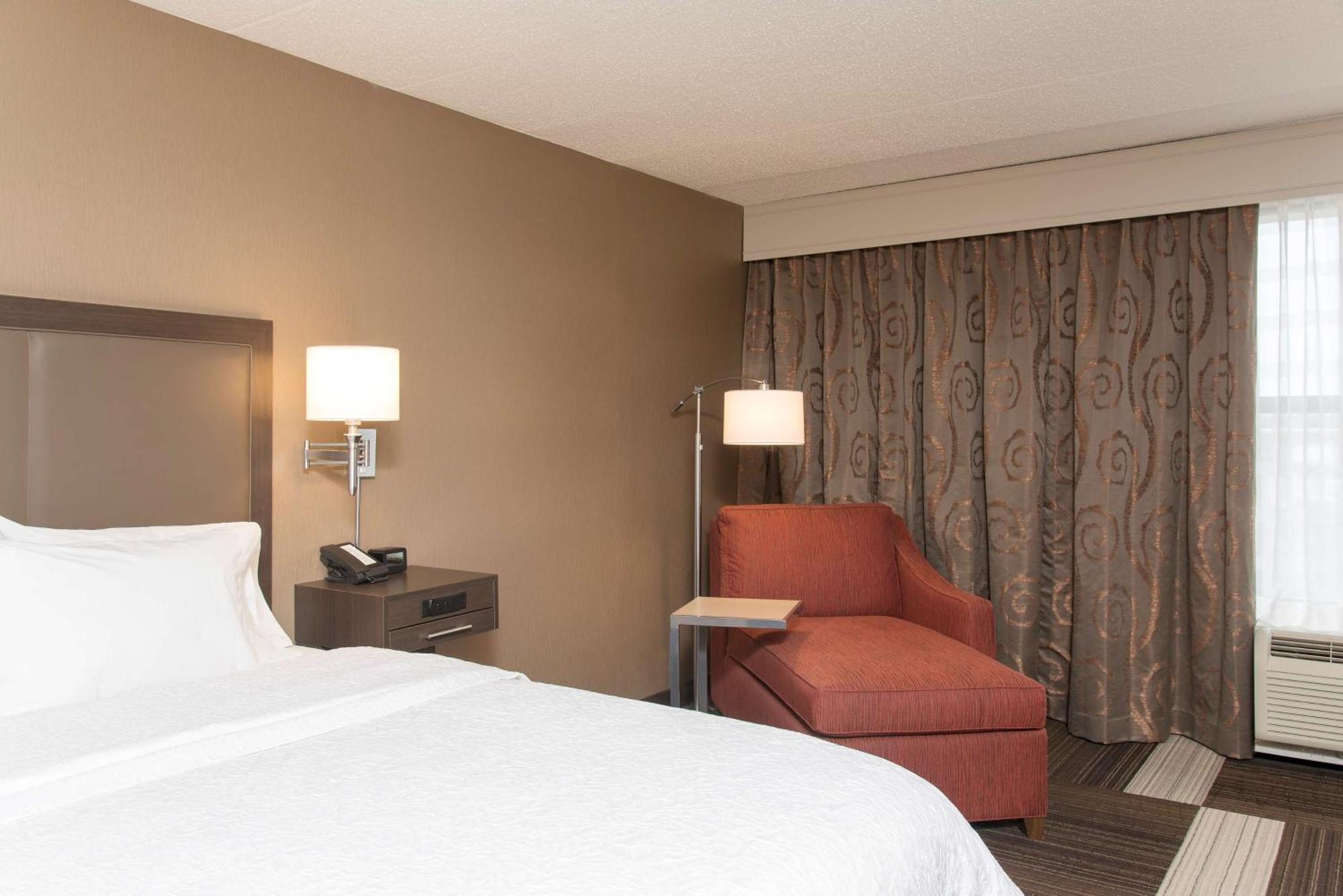 אדינבורו Hampton Inn Columbus/Taylorsville מראה חיצוני תמונה