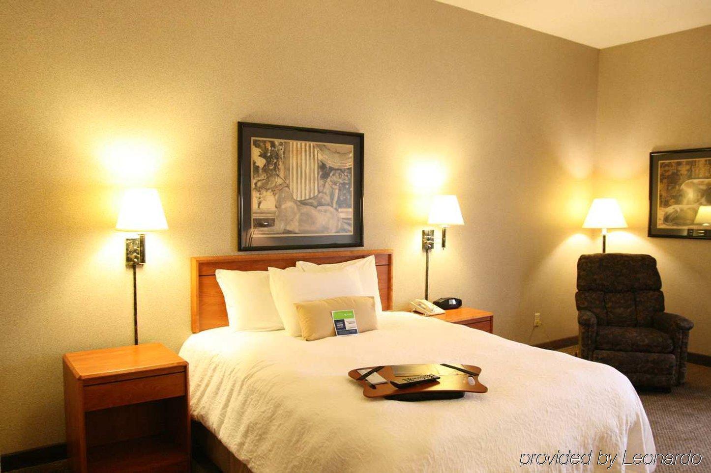אדינבורו Hampton Inn Columbus/Taylorsville חדר תמונה